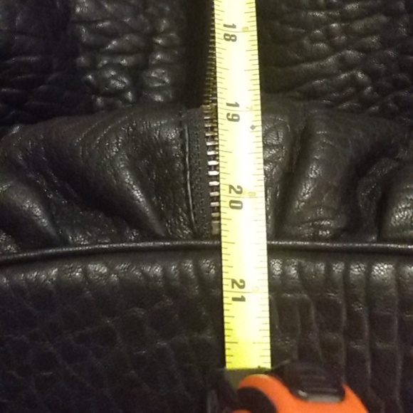 Black Leather drawstring purse - Picture 15 of 17